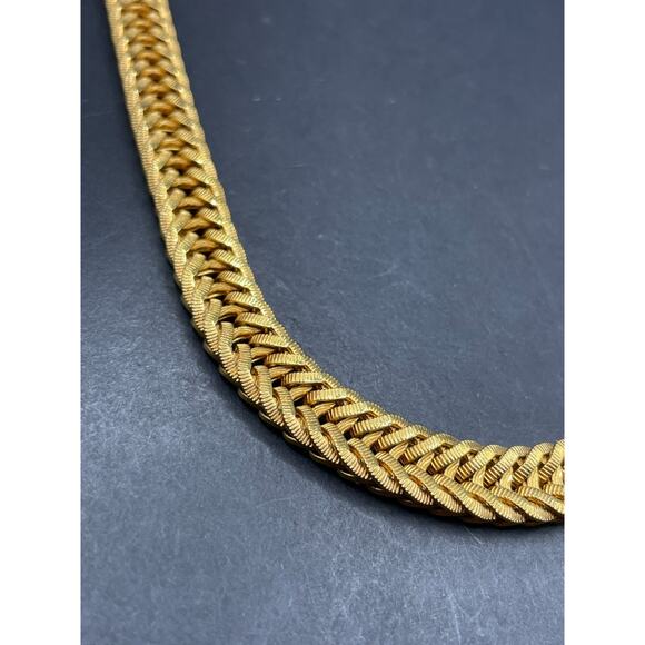 Vintage Anne Klein Solid Gold Tone Flat Chain Link Statement Necklace 17" - Picture 2 of 9